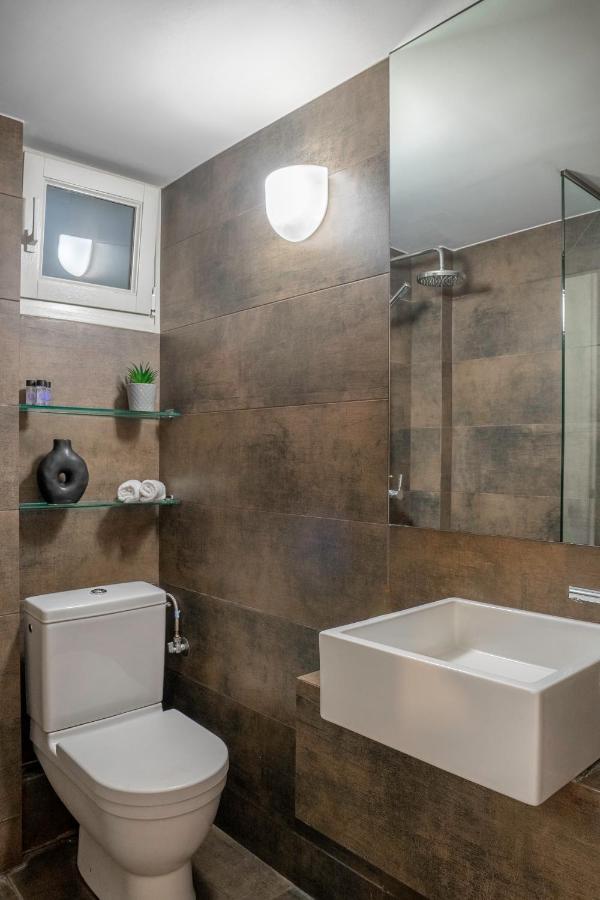 Athenian 1br
