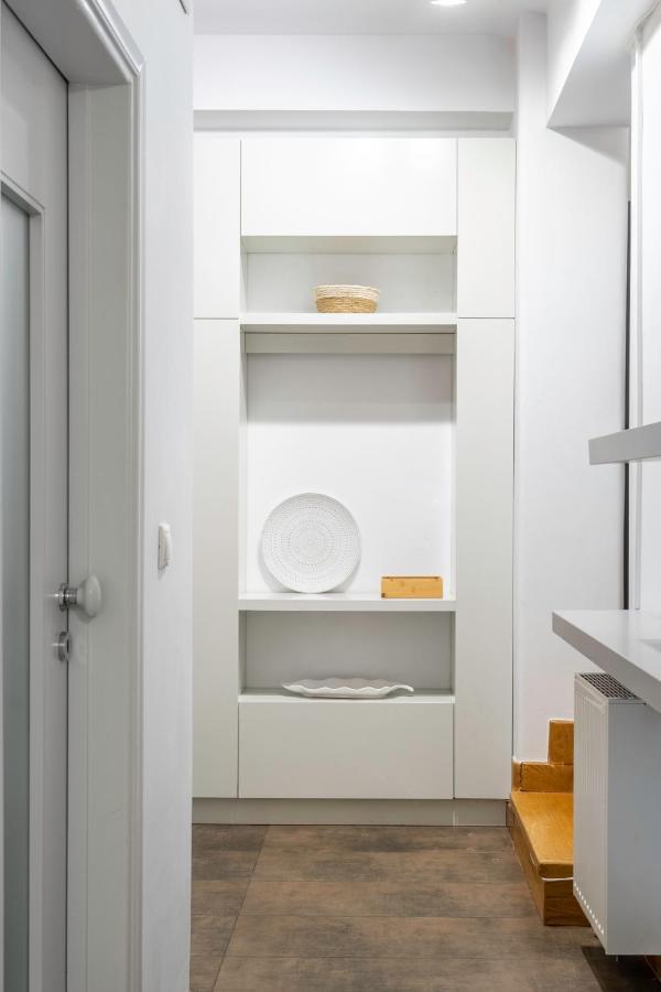 Athenian 1br *